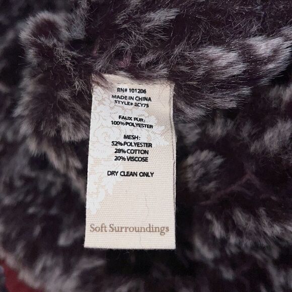 SOFT SURROUNDINGS Faux Fur Purple and White Vest-S - Picture 10 of 10